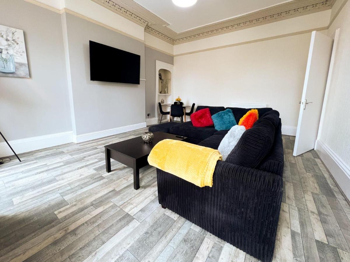 Premium 2Br Flat In The City Centre Glasgow Bagian luar foto
